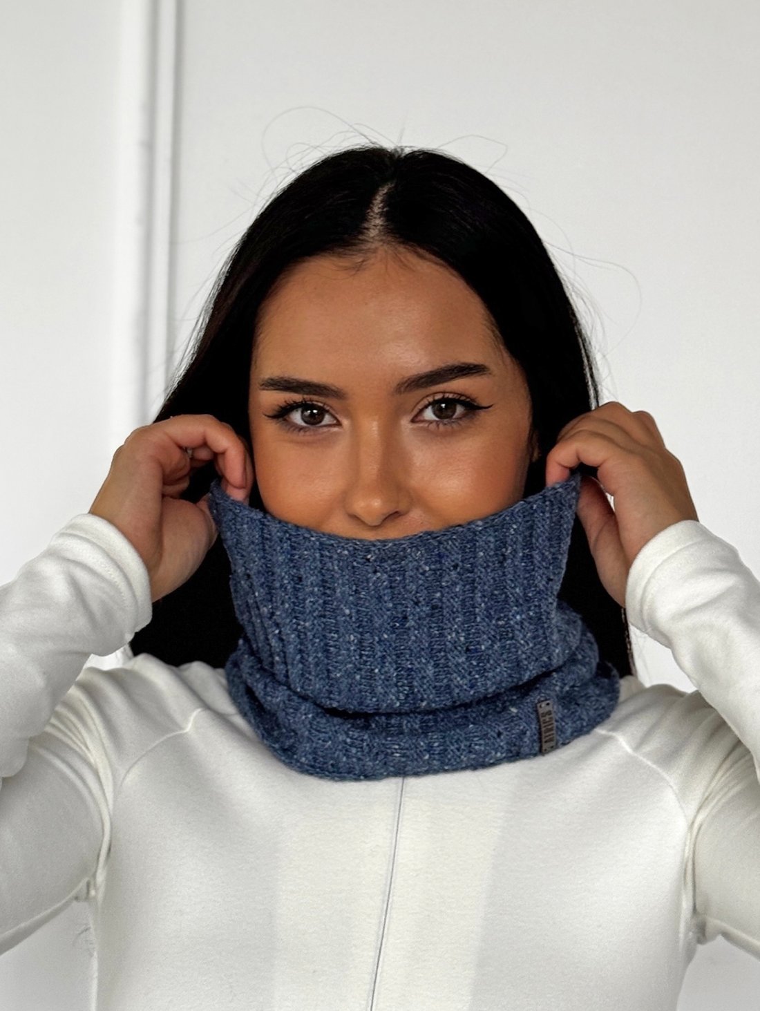 Теплий жіночий снуд-бафф INNOE 950642-1 Блакитний