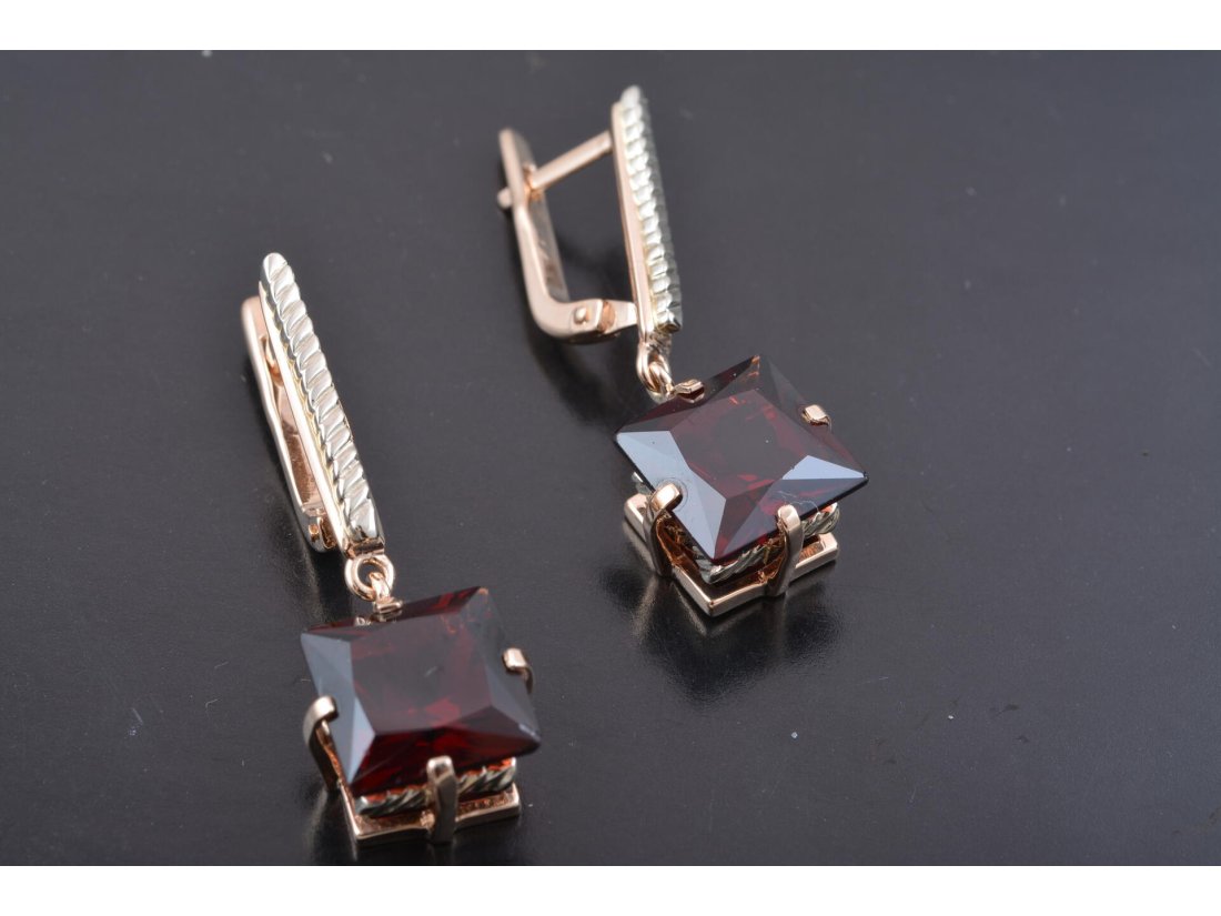 Сережки з квадратним каменем гранат - Багира