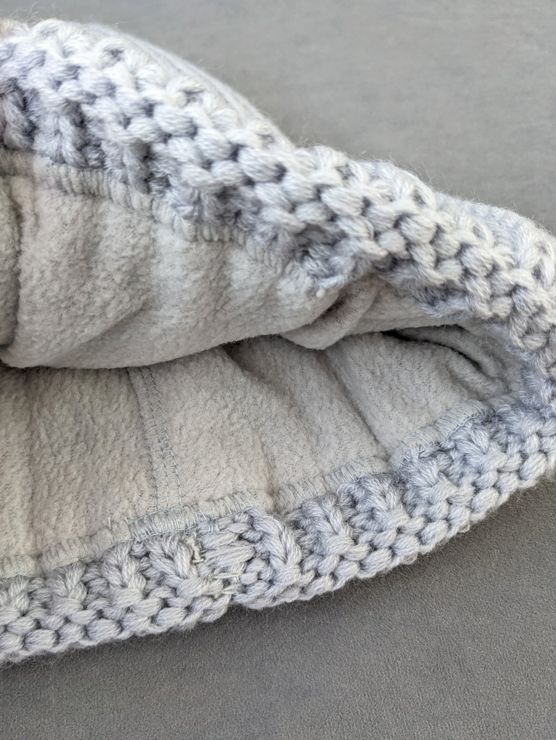 Шапка крупної в'язки з відворотом на флісі INNOE 950234-1 Світло-сірий