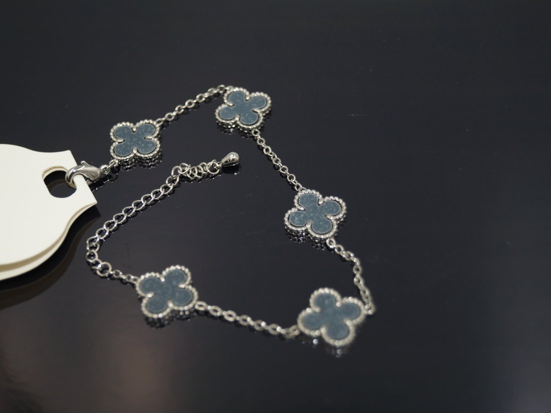 Браслети на руку. Stainless Steel