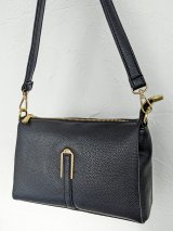 Практична та стильна жіноча сумка з якісної екошкіри INNOE 350015-1 Чорний