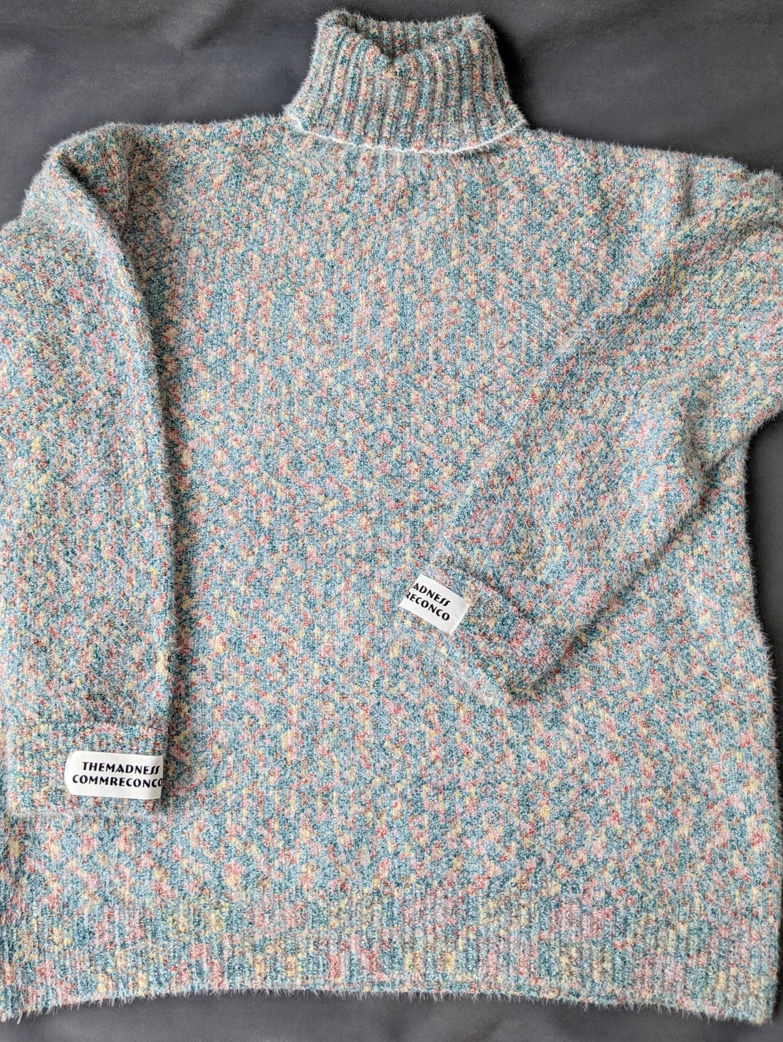 Базовий жіночий светр з м’якої ангори 300065-2 Синій - Innoe