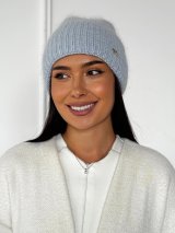 Стильна і тепла жіноча шапка блакитного кольору INNOE 950826-1 Блакитний - Innoe