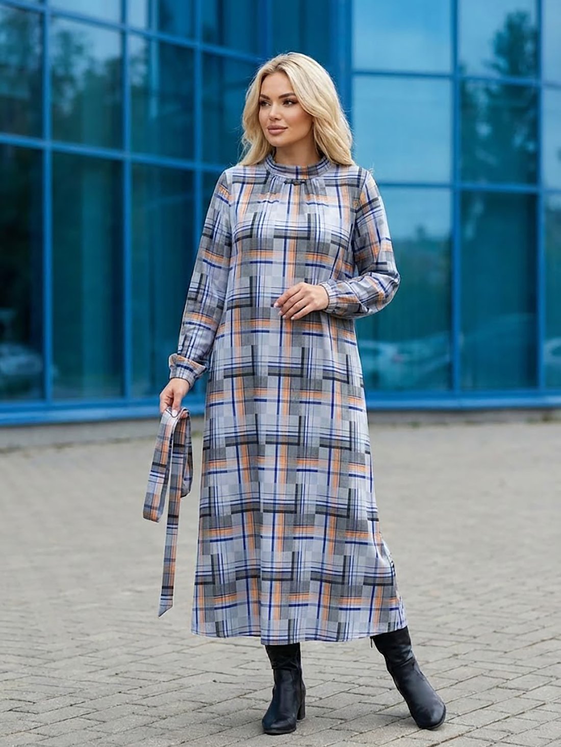 Жіноча міді-сукня в клітинку трапецієподібного силуету з поясом INNOE 2701313-2 Світло-сірий - Innoe