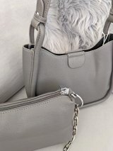 Стильна сумка з мінімалістичним дизайном і внутрішнім органайзером INNOE 350012-1 Тауп - Innoe