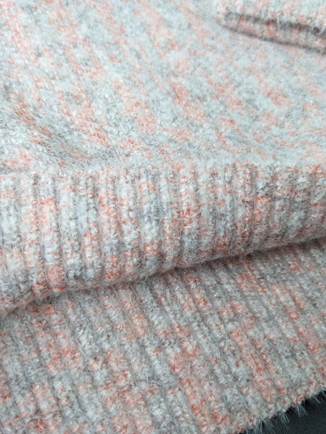 Затишний ангоровий светр для холодної пори 300065-2 Рожевий