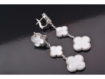 Сережки у стилі Van Cleef, білий перламутр - Купити