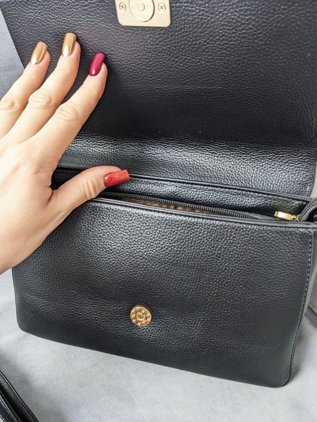 Елегантна жіноча сумка з якісної екошкіри INNOE 350015-2 Чорний