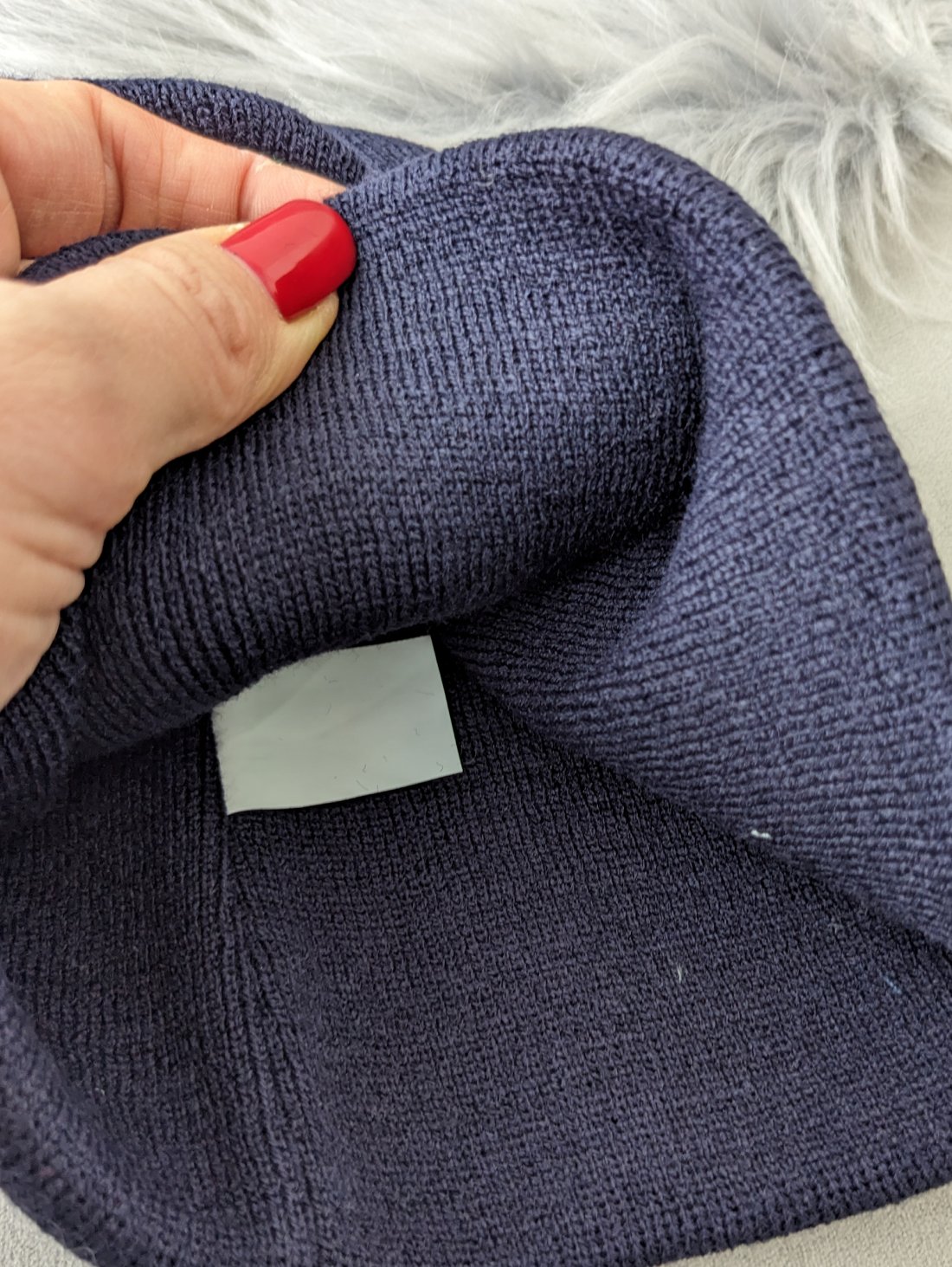 Жіноча шапка класичного фасону INNOE 950118-1 Темно-синій