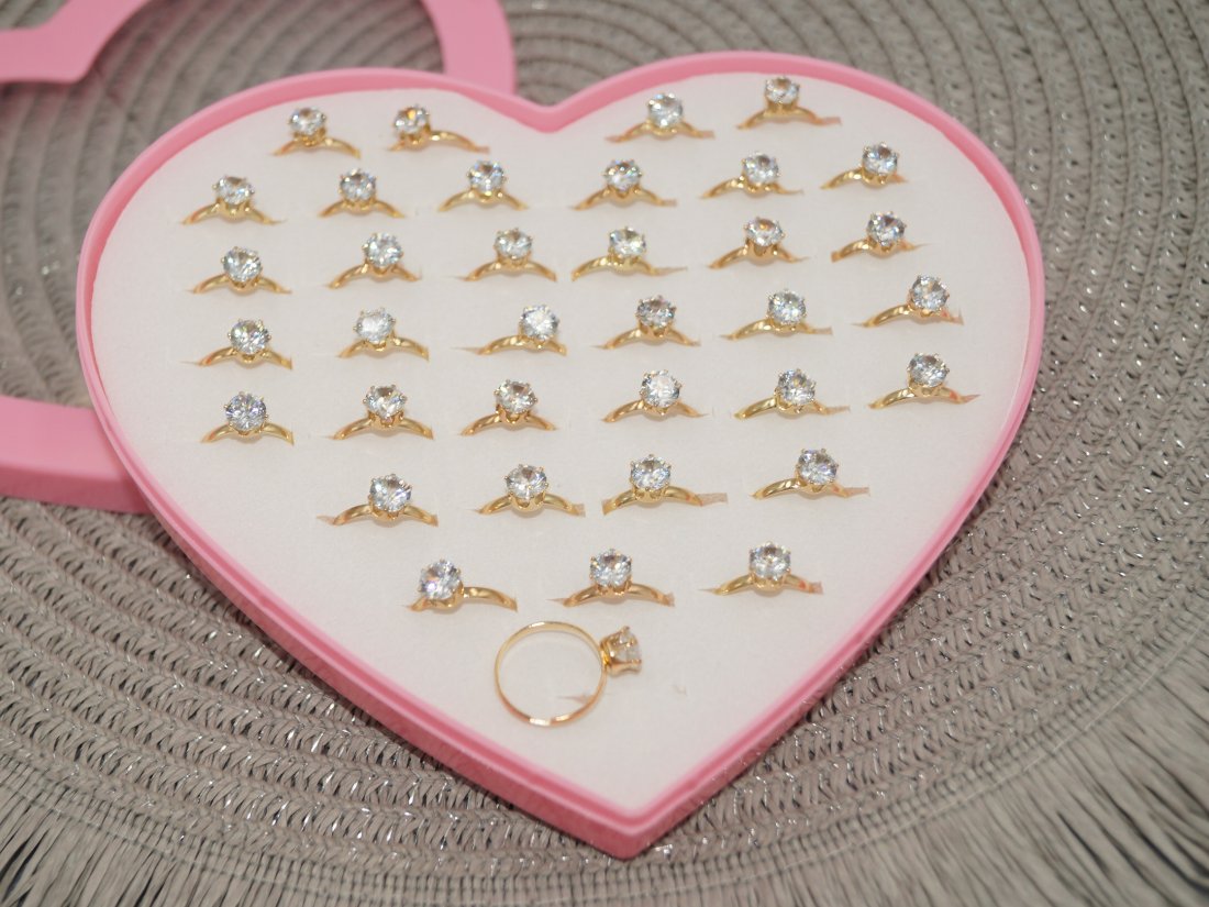 Дитячі кільця.