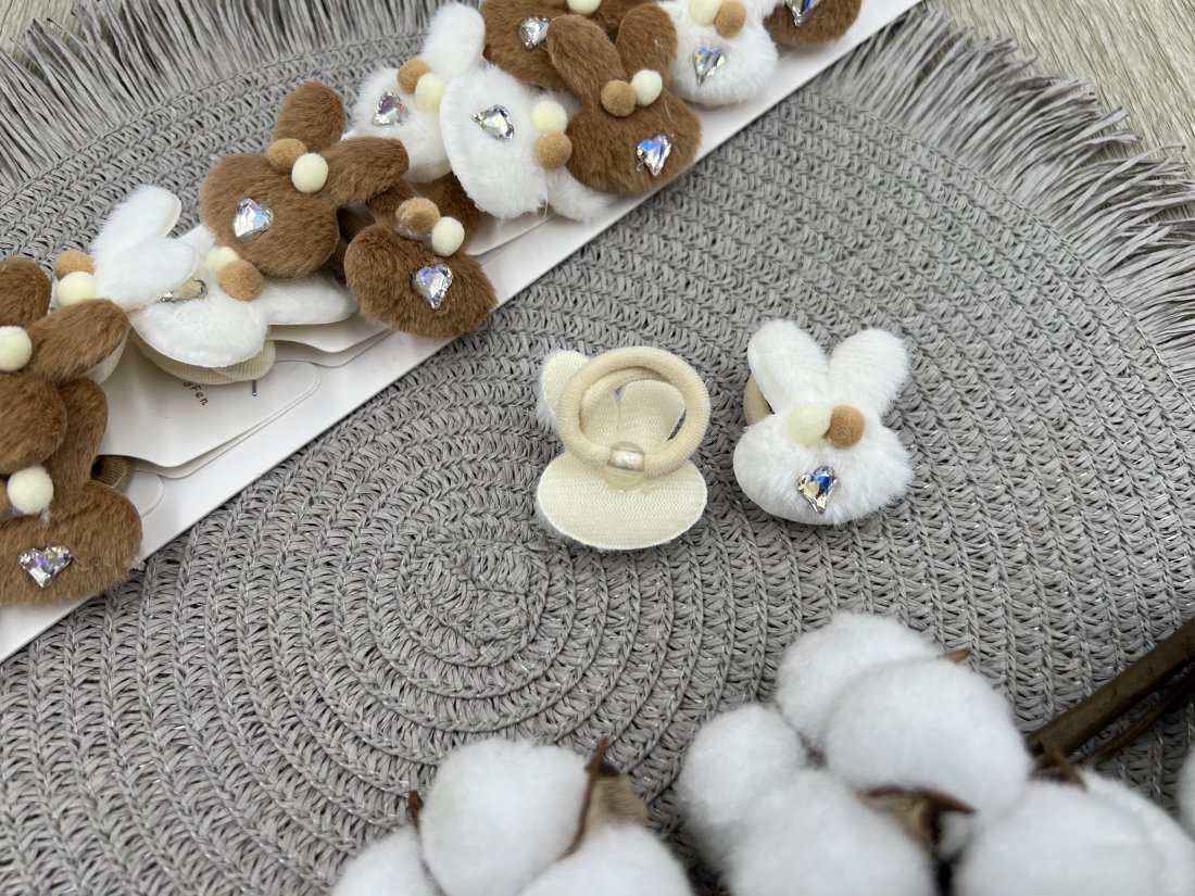 Дитячі резинки для волосся.