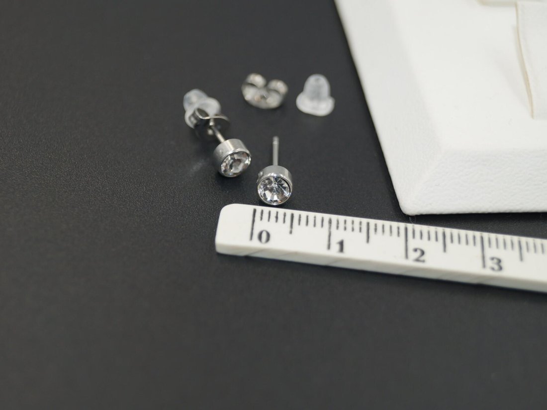 Сережки гвоздики Stainless Steel. Родій, 4 мм. - Кристалік