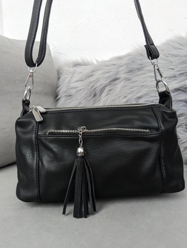 Стильна чорна сумка з м’якої екошкіри з китицею через плече INNOE 350010-4 Чорний - Купити