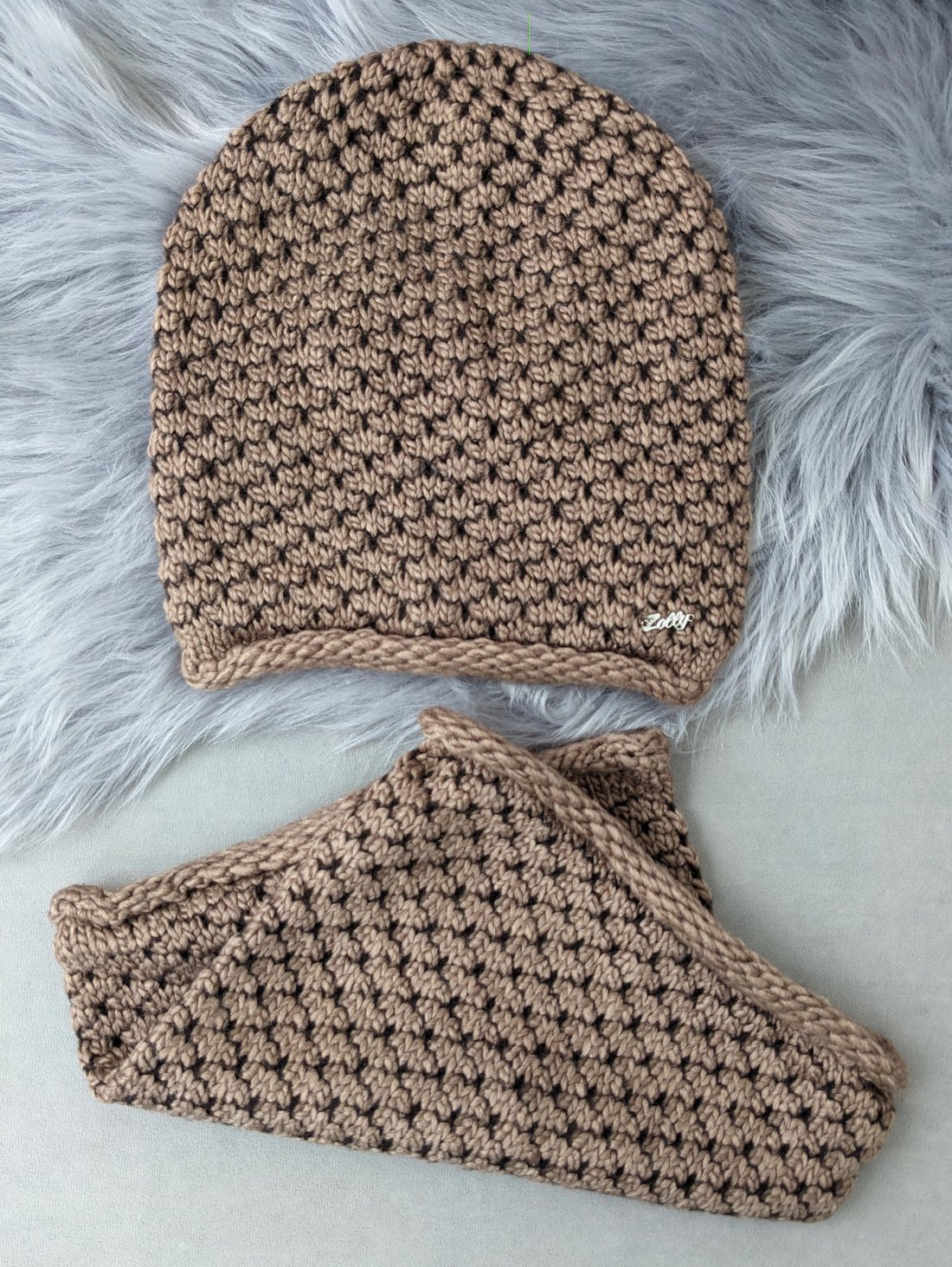 Жіночий демісезонний комплект — шапка та бафф INNOE 950065-1 Капучино