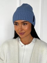 Стильна і тепла жіноча шапка блакитного кольору INNOE 950825-1 Джинс