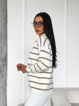 Комфортний светр з коміром-стійкою INNOE 300064-1 Бежевий - Innoe