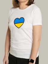 Футболка, біла з принтом &quot; Ukraine heart&quot; - Купити