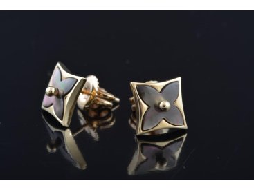 Сережки з перламутром у стилі Louis Vuitton - Фото Сережки з перламутром у стилі Louis Vuitton - Купити