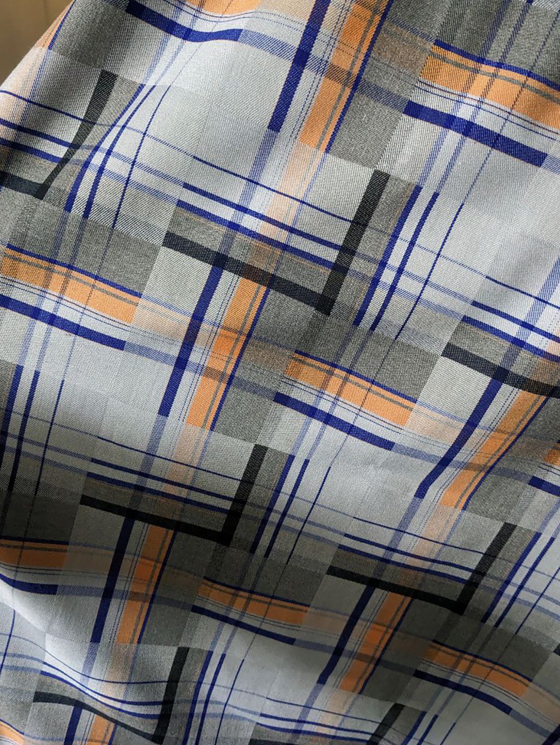 Жіноча міді-сукня в клітинку трапецієподібного силуету з поясом INNOE 2701313-2 Світло-сірий - Купити