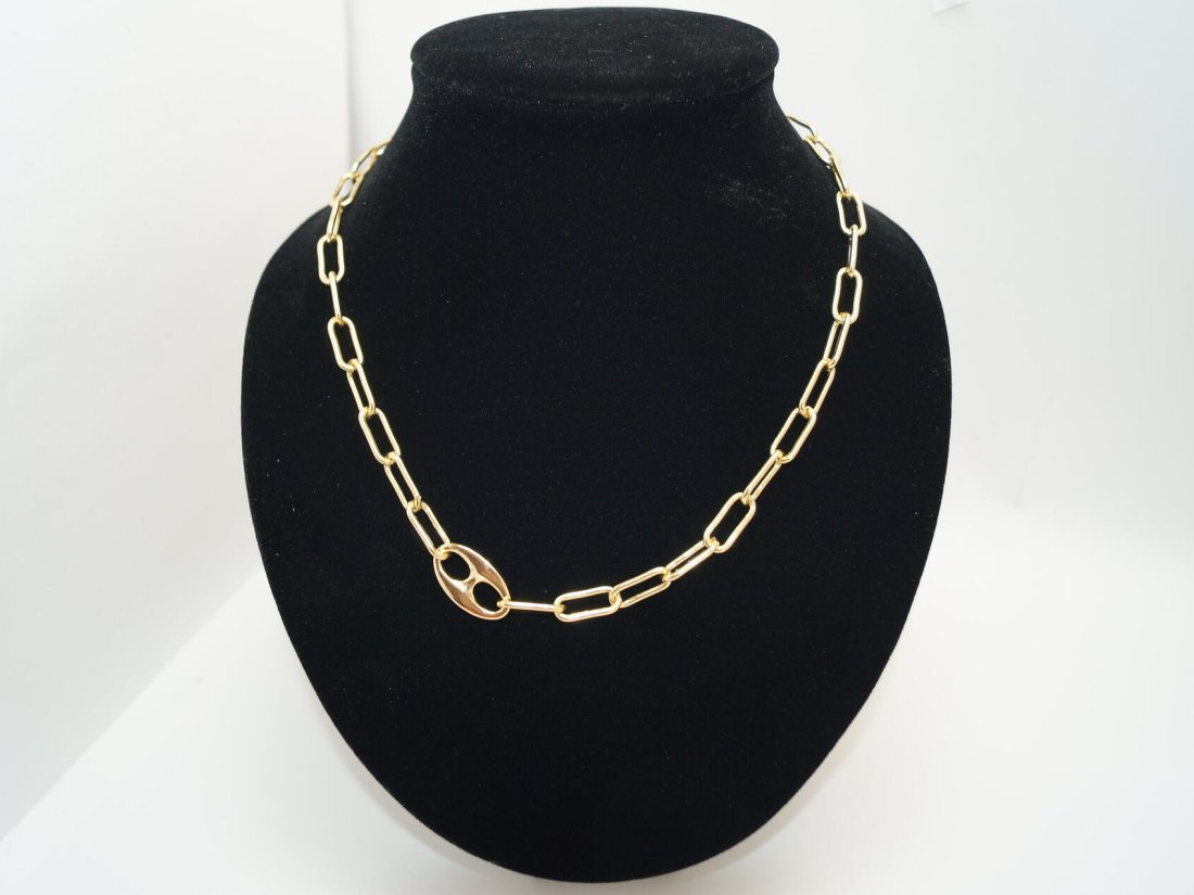 Ланцюжок на шию.