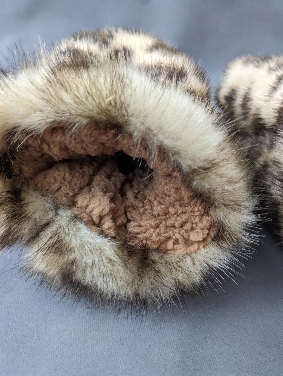 Зимові рукавиці з штучного хутра з принтом леопард INNOE 85005-4 Леопардовий