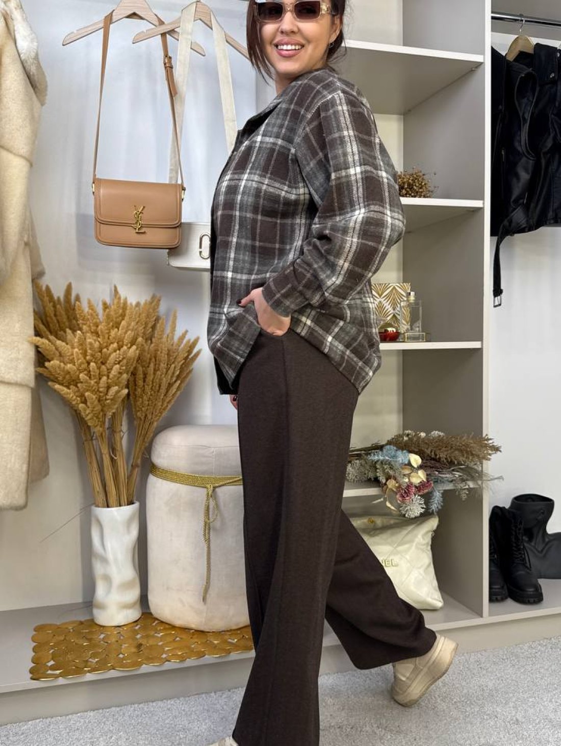 Жіноча сорочка оверсайз у клітинку на кнопках INNOE 300066-1 Шоколадний