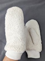Жіночі рукавиці з м'якого букле з хутряною підкладкою INNOE 85005-5 Молочний