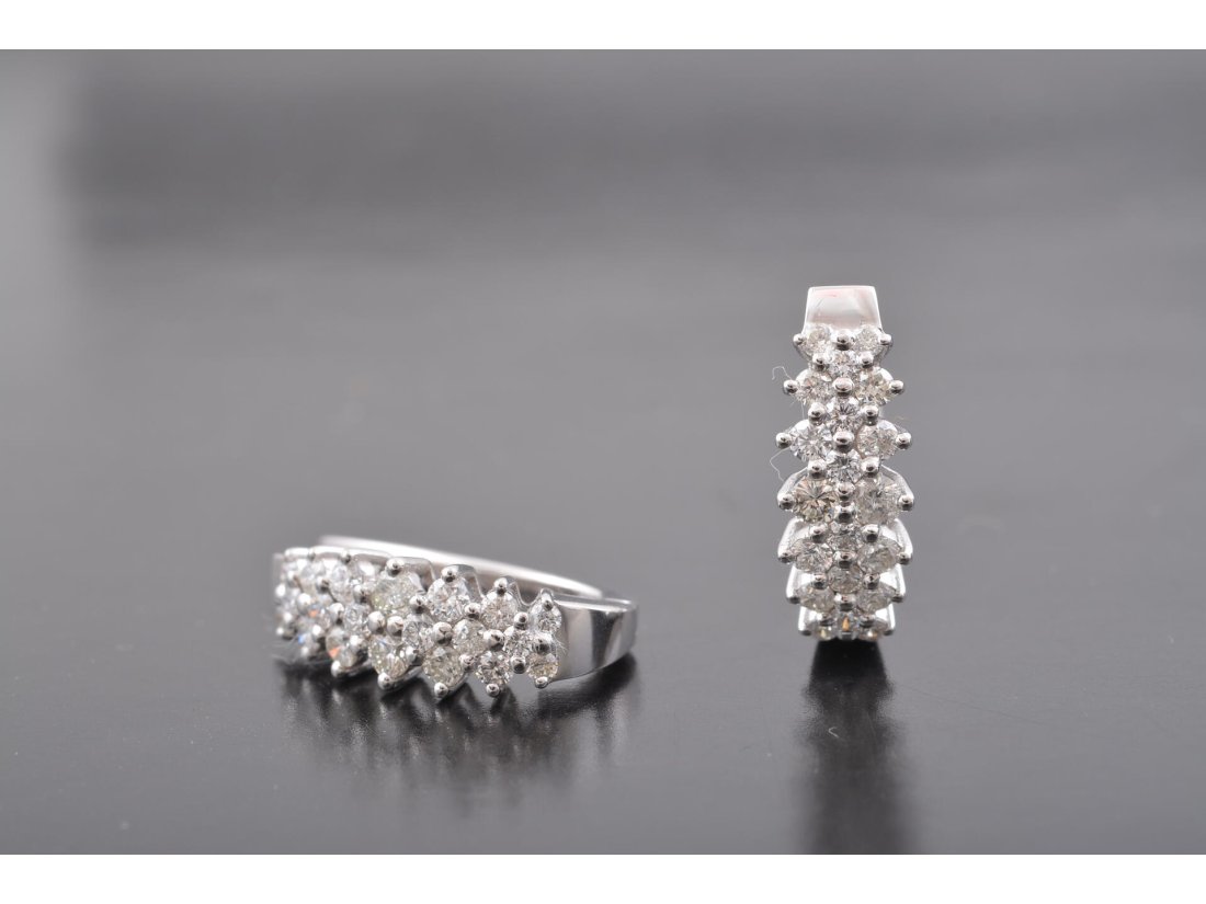 Сережки-доріжки, біле золото з діамантами