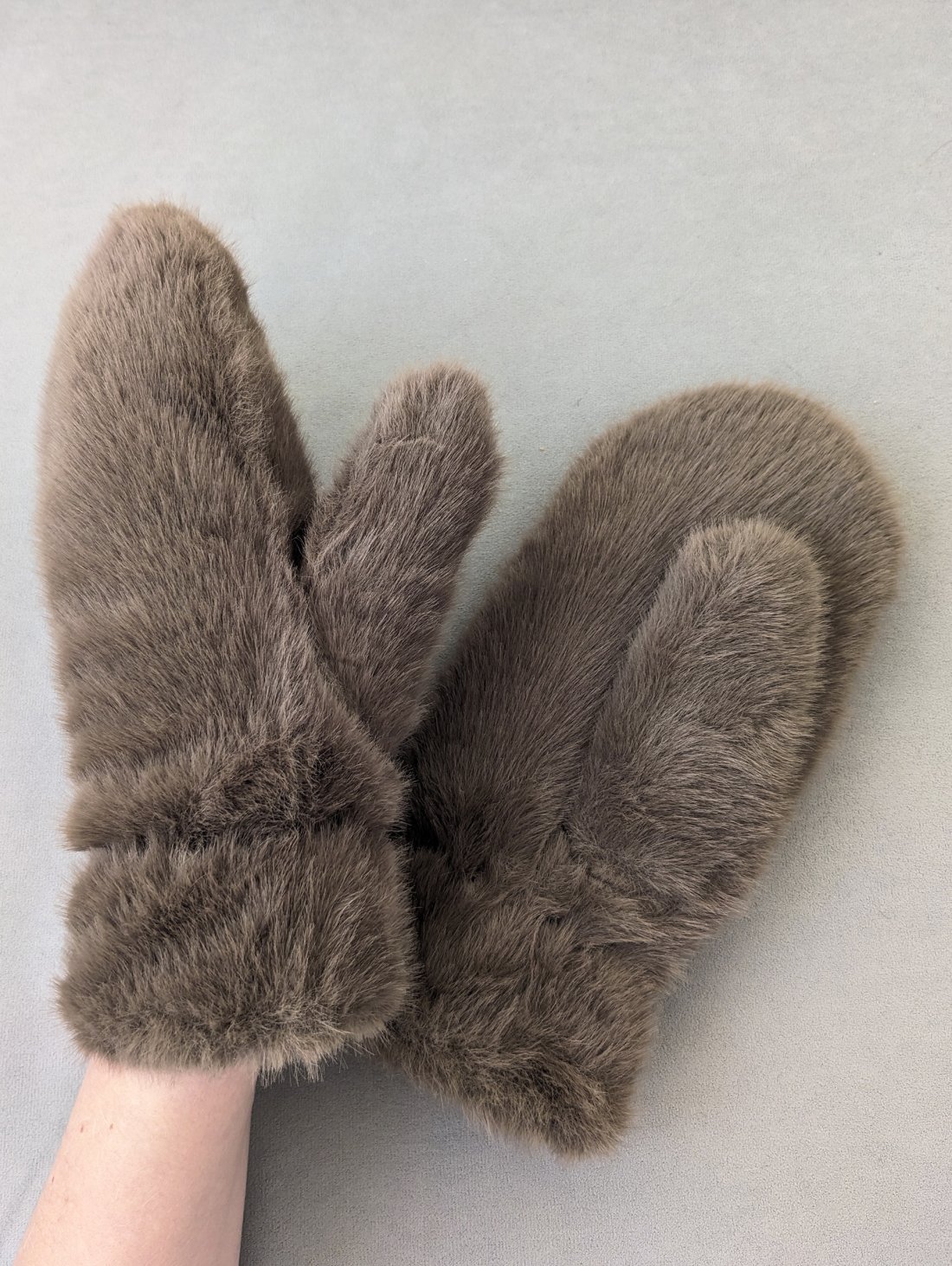 Жіночі теплі хутряні рукавиці Taupe INNOE 85005-2 Тауп