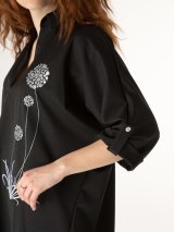 Черная блуза-туника Innoe с вышивкой-4