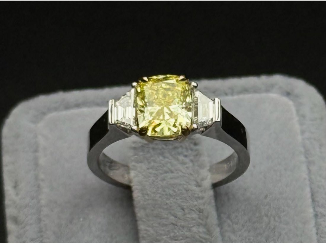 Перстень з танзанітом - Фото1 Перстень з танзанітом