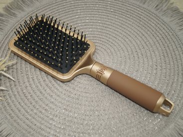 Масажна щітка для волосся. - Купити