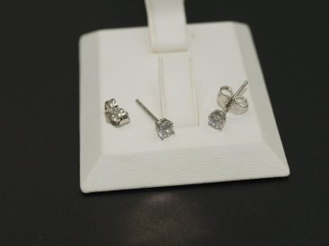 Сережки-гвоздики XUPING - Купити