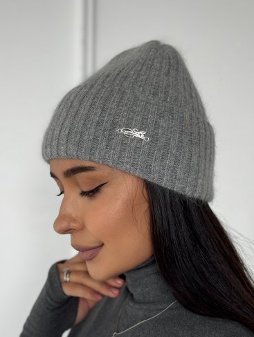 Стильна жіноча шапка рельєфної в'язки INNOE 950868-1 Сірий - Купити