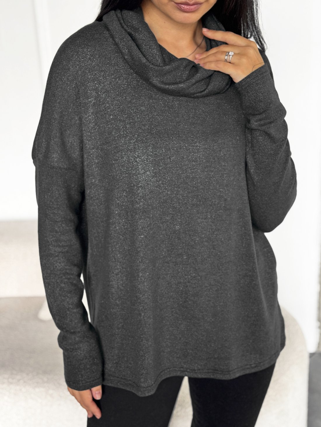 Жіноча туніка з легкої ангори з люрексовим напиленням 230222-3 Чорний