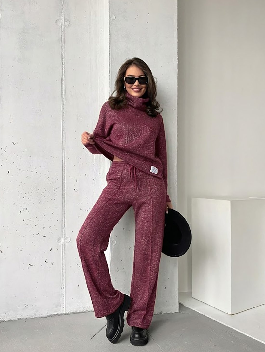 Костюм з блиском люрексу INNOE 210366-4 Бордовий