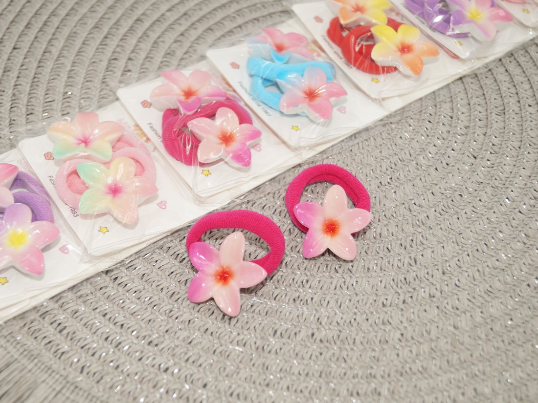 Дитячі резинки для волосся.