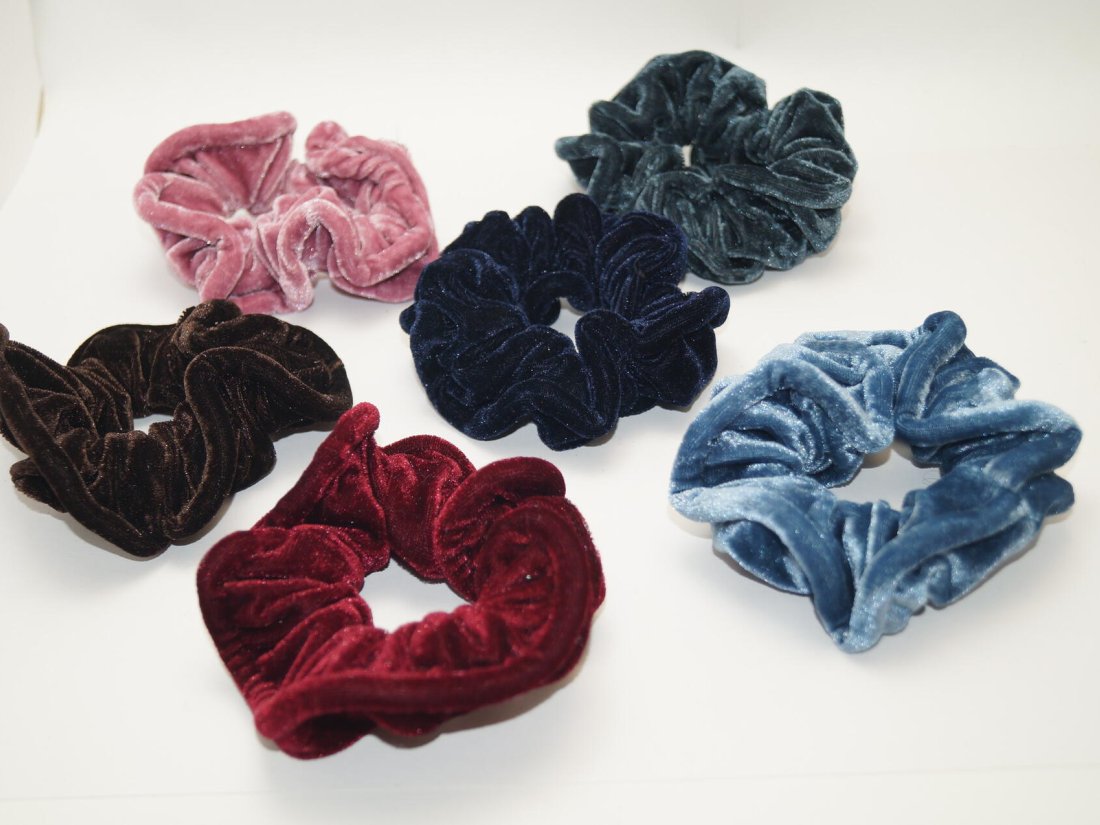 Резинки для волосся об'ємні.