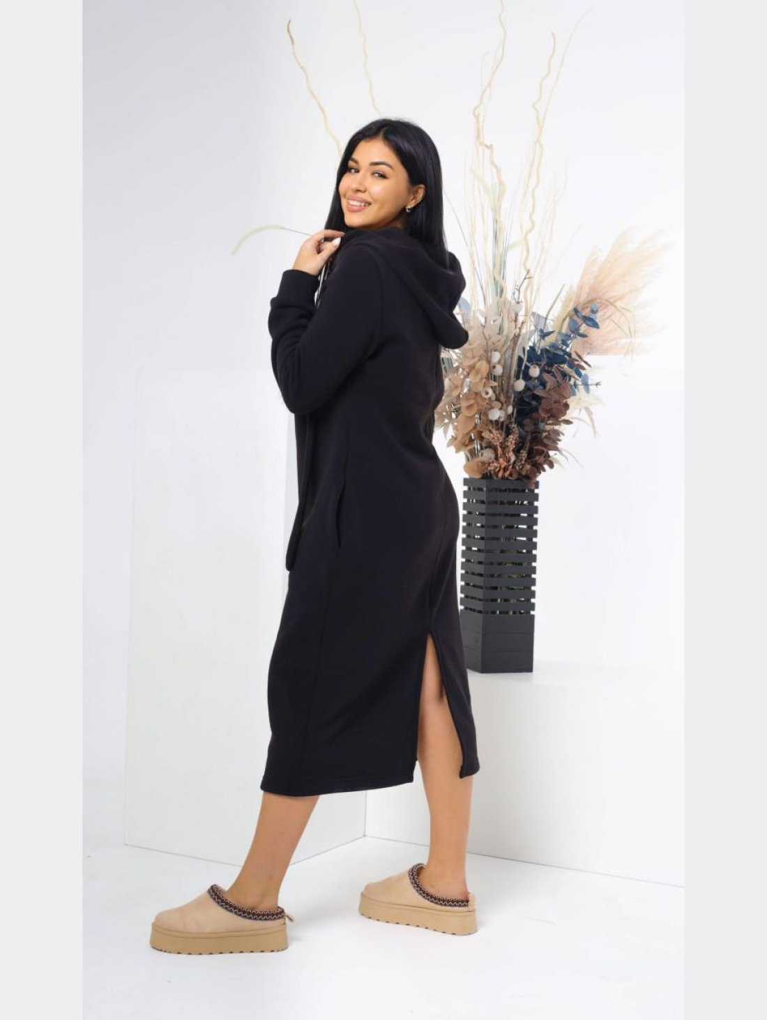 Сукня вільна тринитка з начосом і капюшоном INNOE 300035-1 Чорний