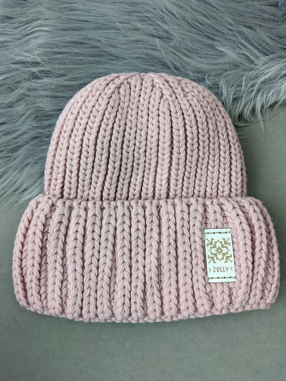 Жіноча шапка на флісі з трендовим дизайном INNOE 950234-1 Світло-пудровий