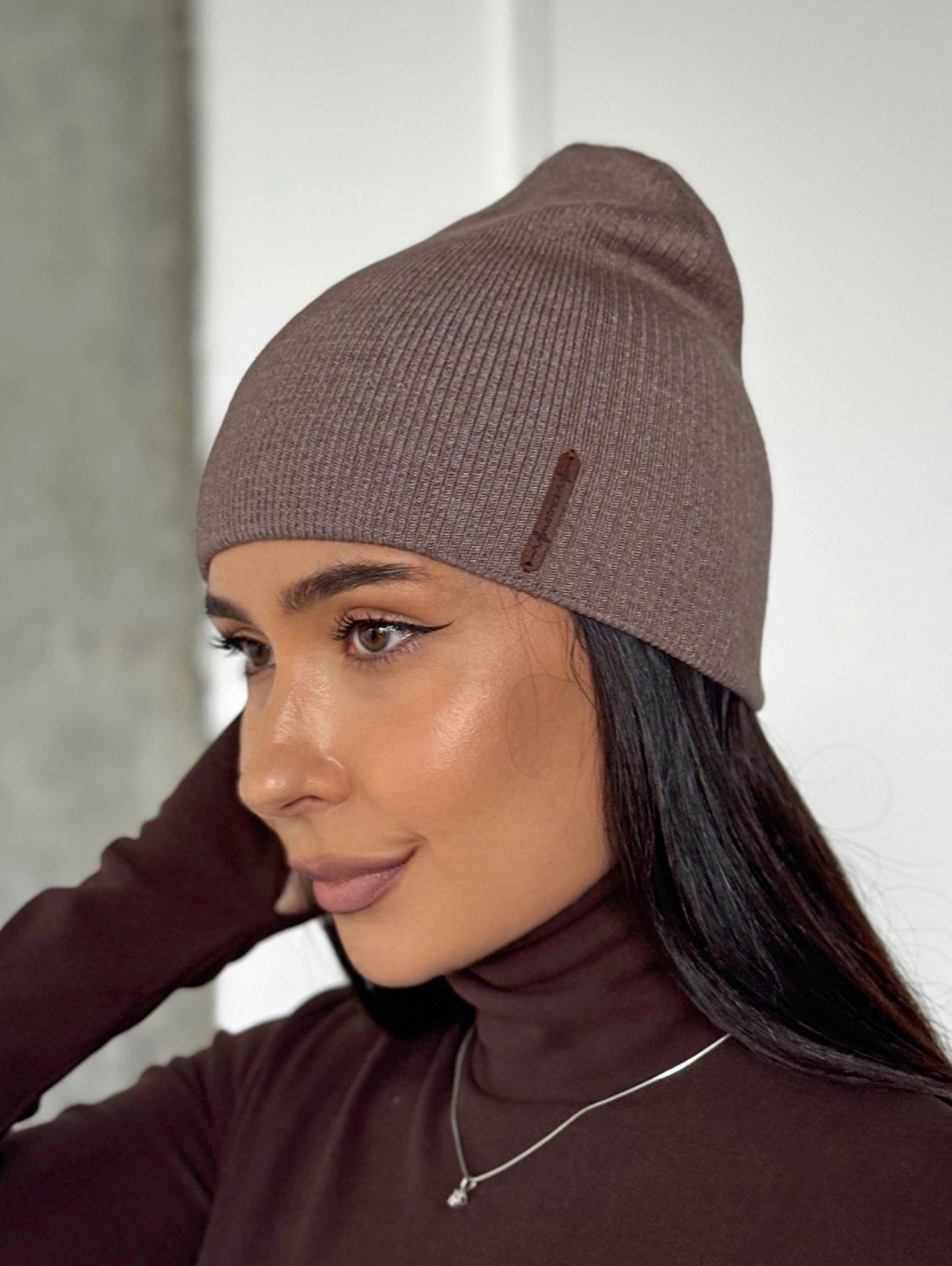 Універсальна шапка Casual Vibe INNOE 950888 Кавовий