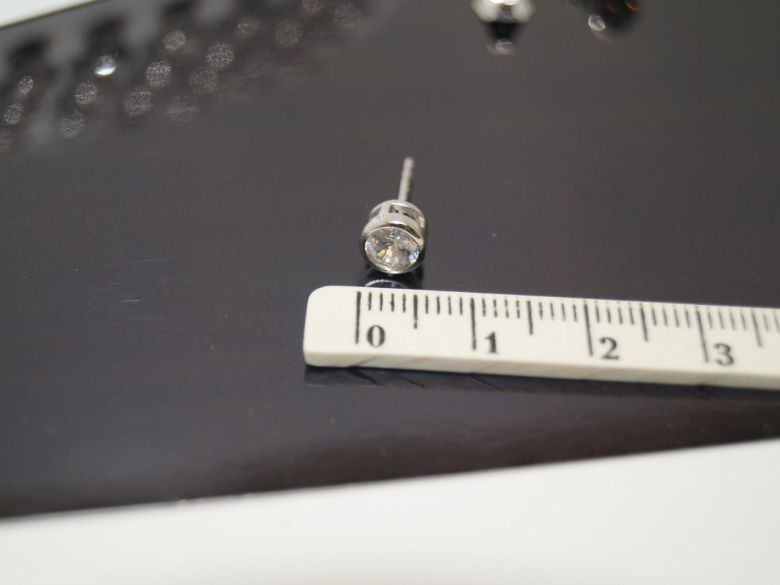 Сережки-Гвоздики XUPING. - Кристалік