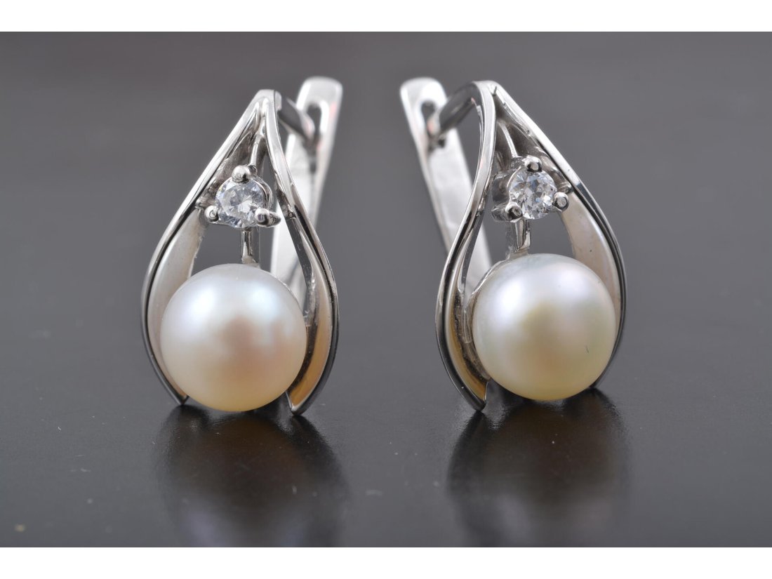 Сережки з перлами - Купити