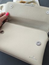 Універсальна жіноча сумка через плече з фактурою INNOE 3528313-1 Молочний