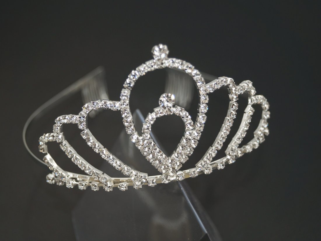 Діадема з гребінцями. Висота 6 см.