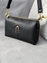 Практична та стильна жіноча сумка з якісної екошкіри INNOE 350015-1 Чорний