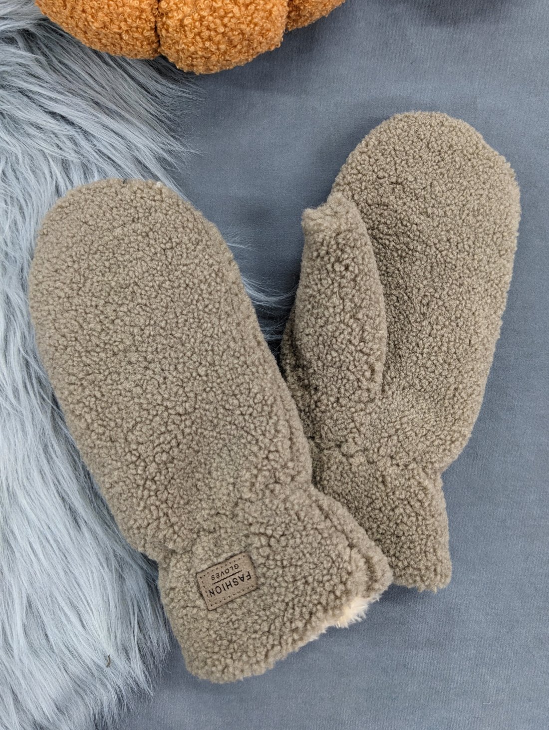 Зимові рукавиці з плюшевої тканини INNOE 85005-3 Тауп