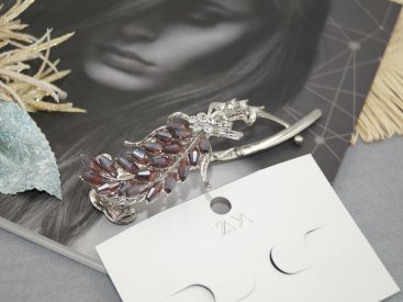 Заколка Банан. 11 см. Металева з пружиною. - Купити