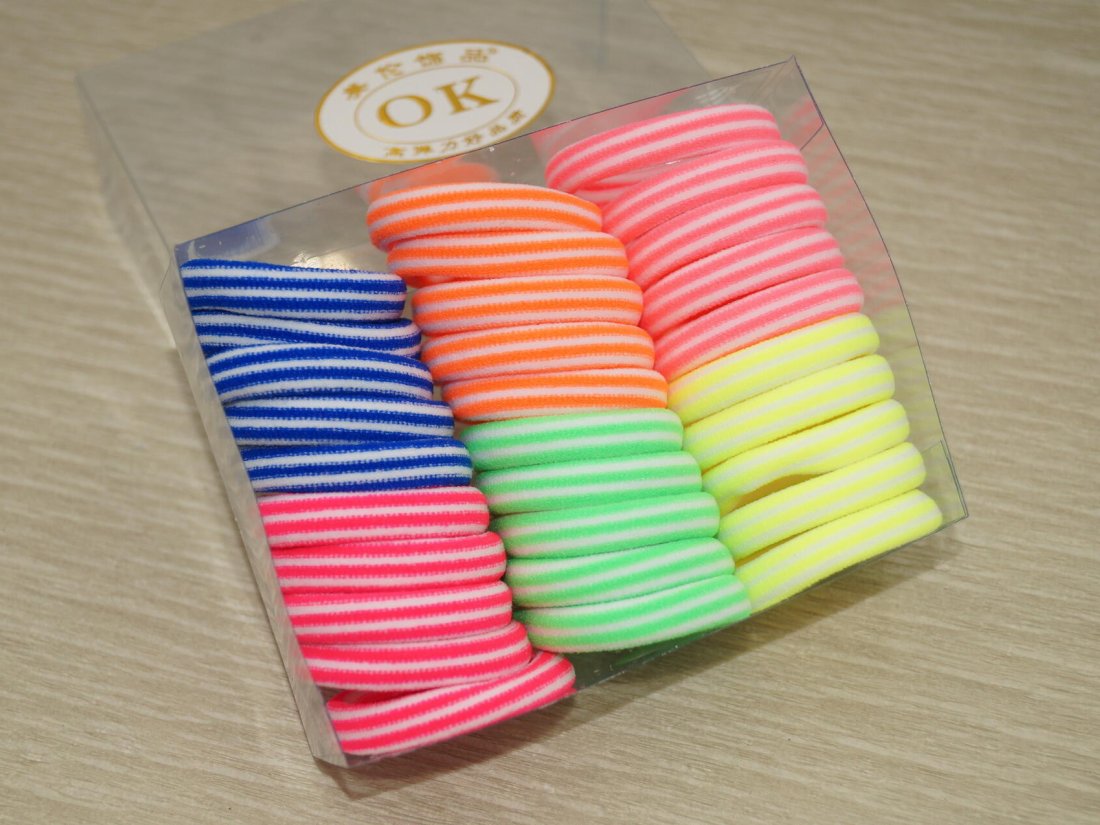 Резинки для волосся, в коробочці. 4 см.