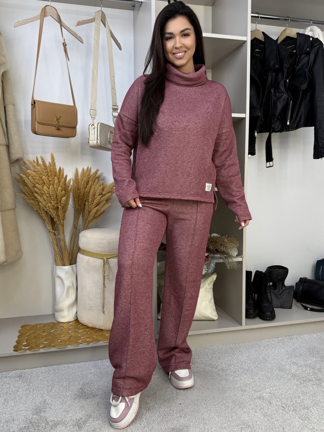 Жіночий костюм з люрексом: туніка oversize та прямі брюки INNOE 210366-5 Бордовий - Купити